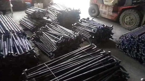 地腳螺栓規(guī)格型號(hào)是怎么打上去的？